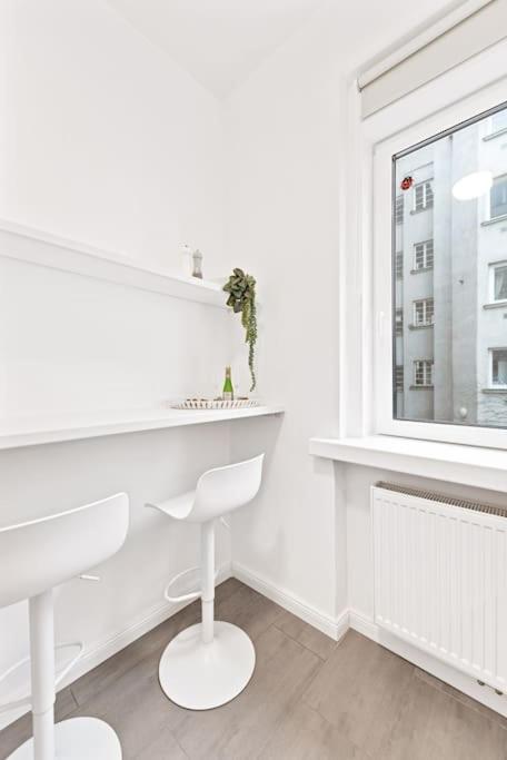 Cozy Apartment In Quiet Location, Fast Train Station 100M Away, Contactless Check-In Viyana Dış mekan fotoğraf